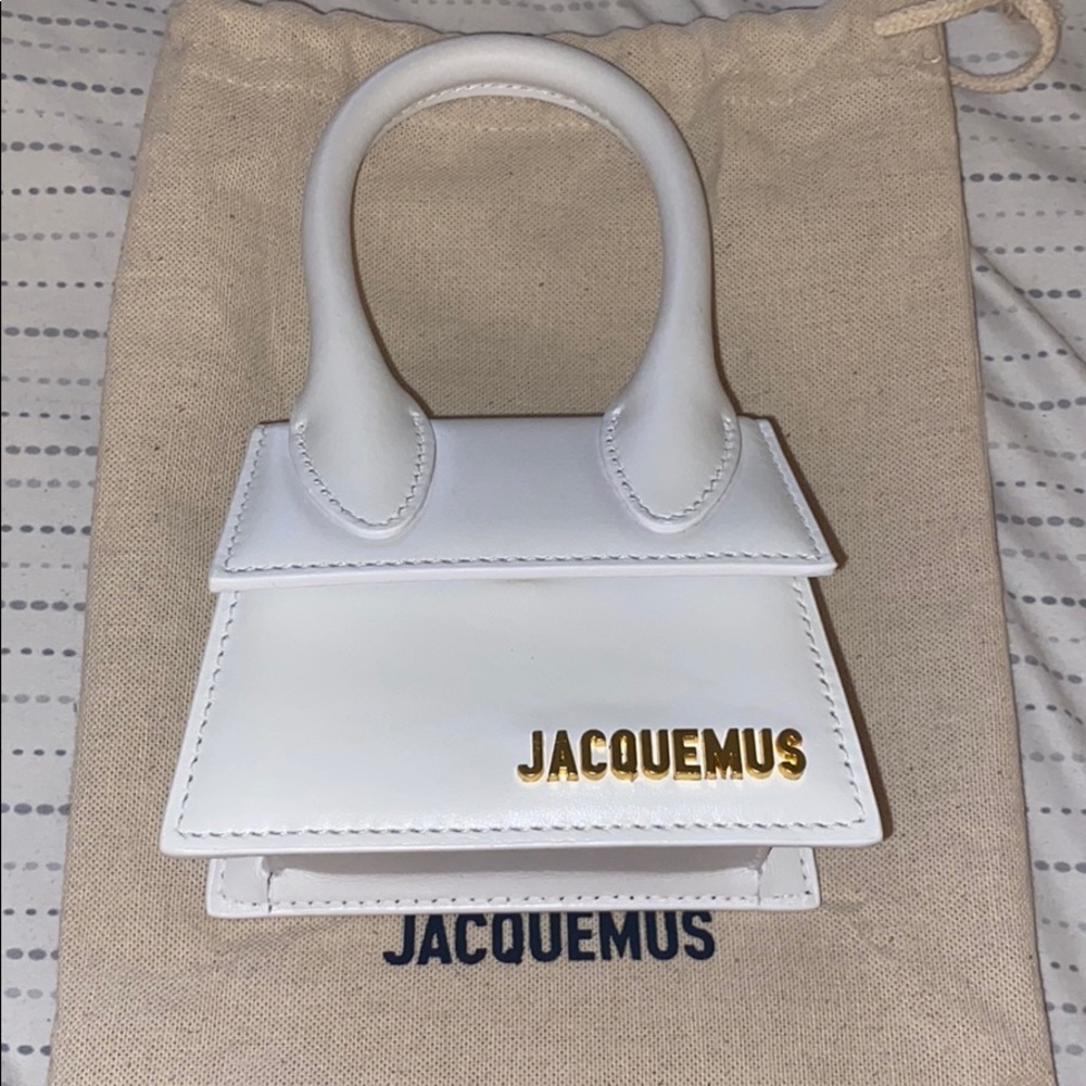Jacquemes Le Chiquito bag in white
